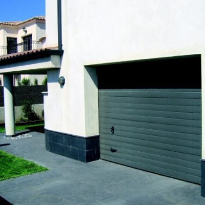 Puerta de Garaje Automática Seccional - Maguisa Nápoles