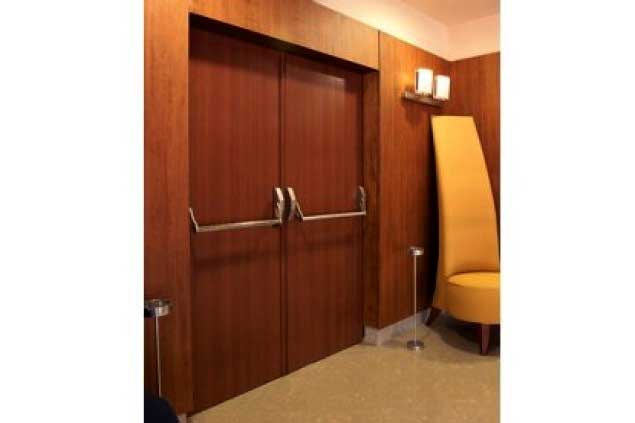 Puertas Cortafuegos Abatibles Nones - Imagen 2